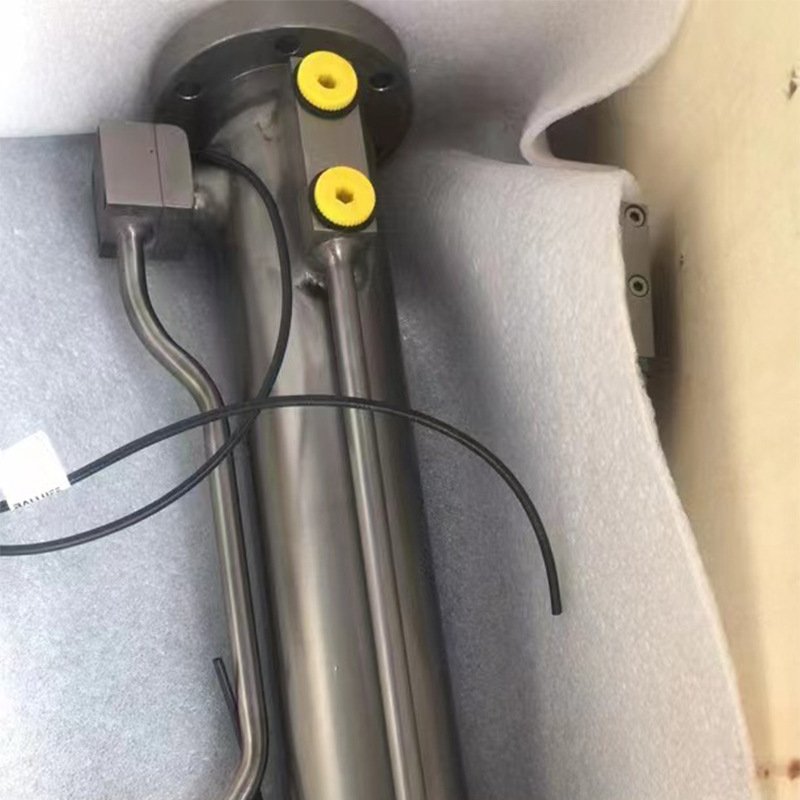 High Pressure Hydraulic Cylinder with Titanium Alloy and Stainless Steel for Deep Sea Operations Sensor Valve Group Included