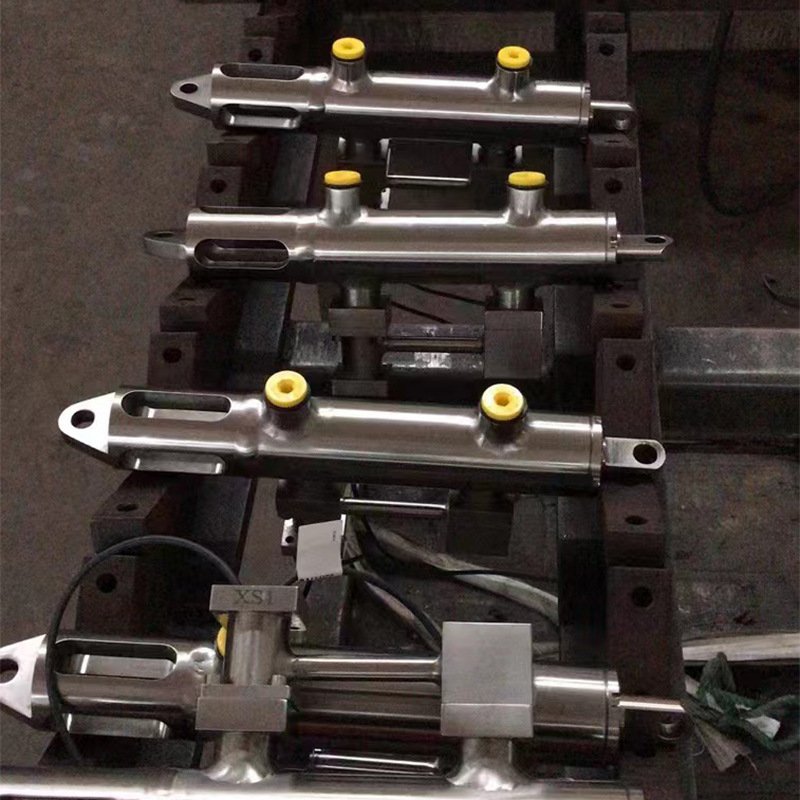 High Pressure Hydraulic Cylinder with Titanium Alloy and Stainless Steel for Deep Sea Operations Sensor Valve Group Included
