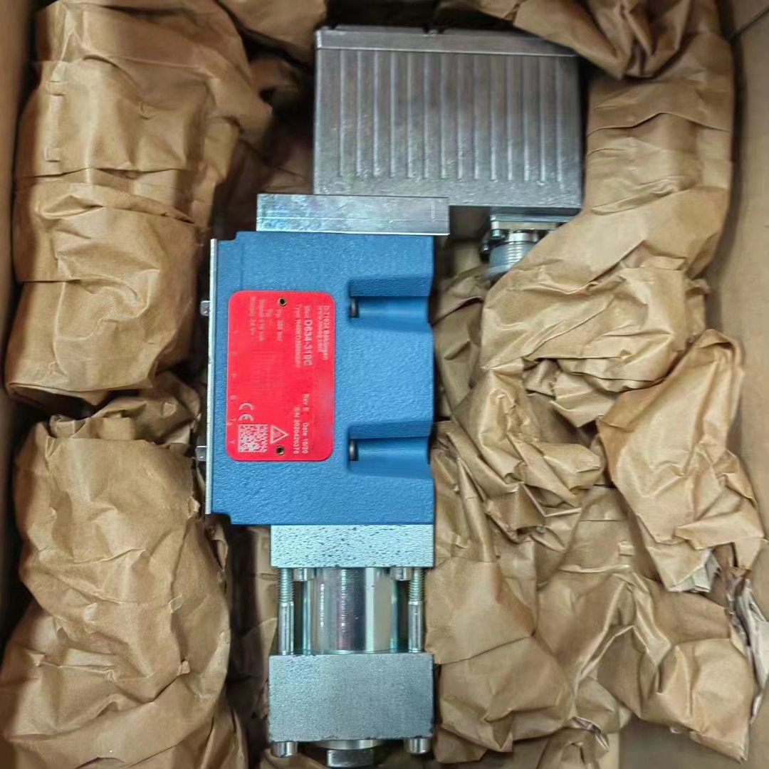 Original Hydraulic servo valve G631-3004B H40JOFM4YBR G761-3033B D633-394A G761 G631 D662 D661 D634 D635 D633