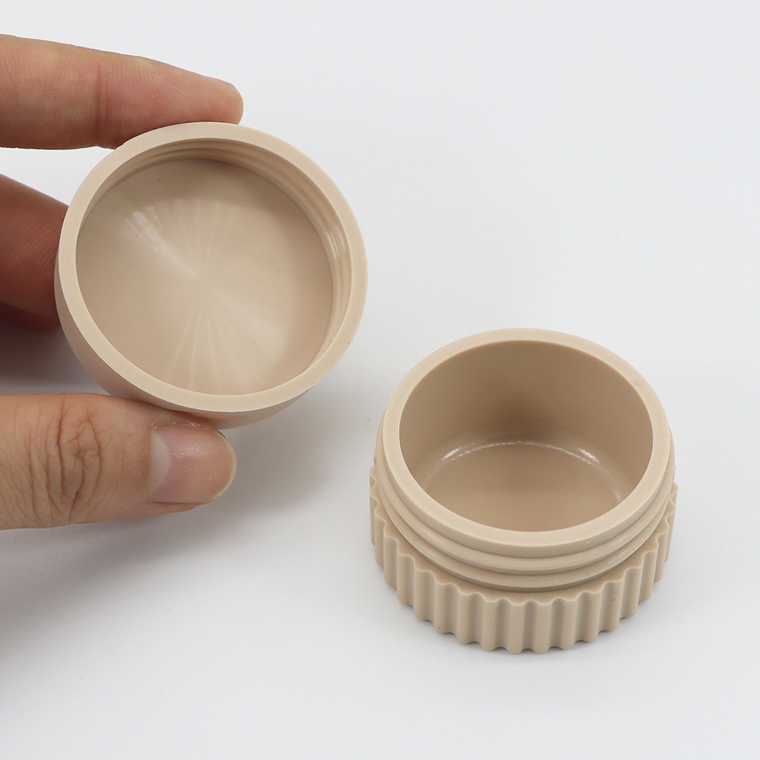 Portable Silicone Travel Jars Container With Lid For Cosmetic Face Body Hand Cream Jars Mini Travel Jewellery Cream Powder Case