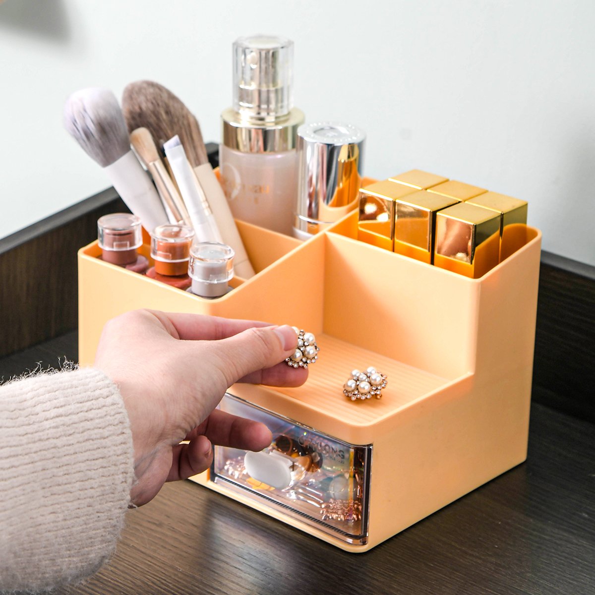 New Arrival Office Supplies Desktop container Plastic Makeup Cosmetic Organizer Storage Box bin with Compartment