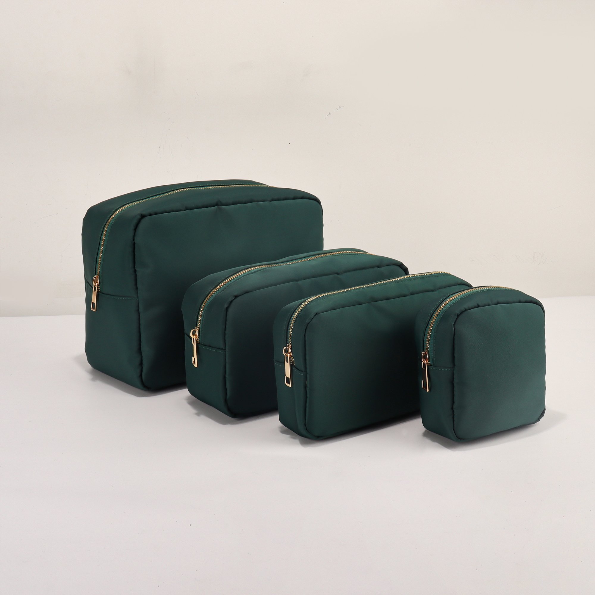 Christmas Gift Bag Large Basic Nylon Pouches Unisex Travel Toiletry Bags Chenille Patched Beauty Cosmetic Pouch Makeup Organizer