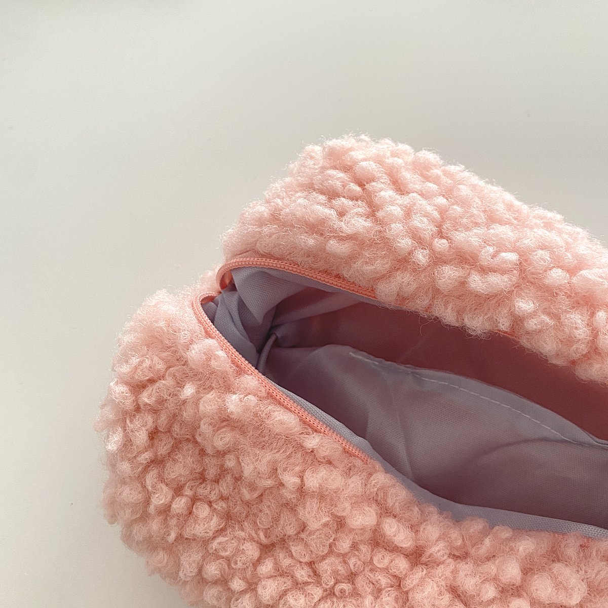 Fashion Simple Large-capacity Cosmetic Makeup Lamb Wool Storage Bag Travel Portable Coin Purse For Women Wholesale