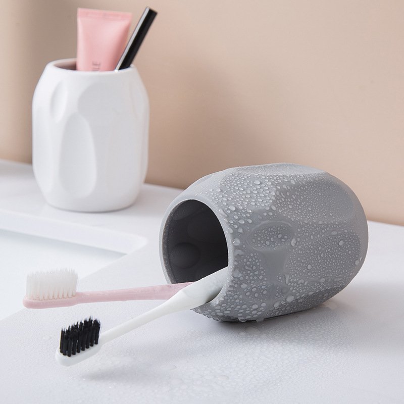 Custom Food grade silicone Outdoor Travel Children Cups Toothbrush storage cup Makeup brush storage box