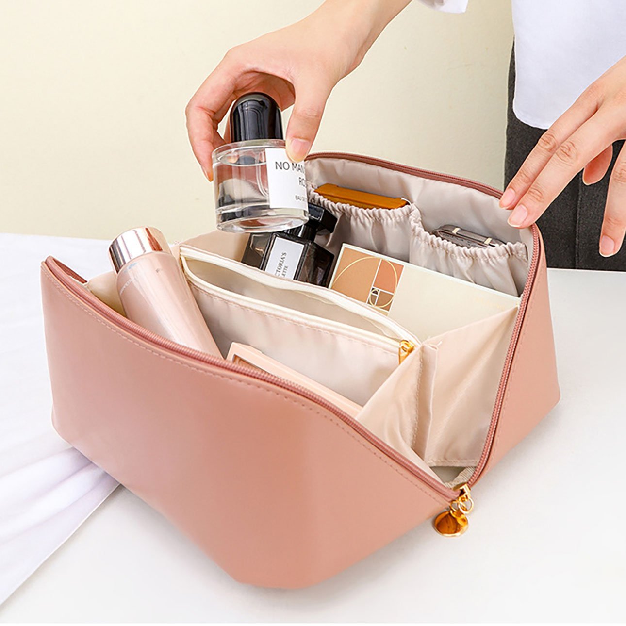 Custom Large PU Cosmetic Bag Skincare Beauty Case Waterproof Zipper Lazy Toiletry Bag PU Leather Travel Makeup Organizer Bag