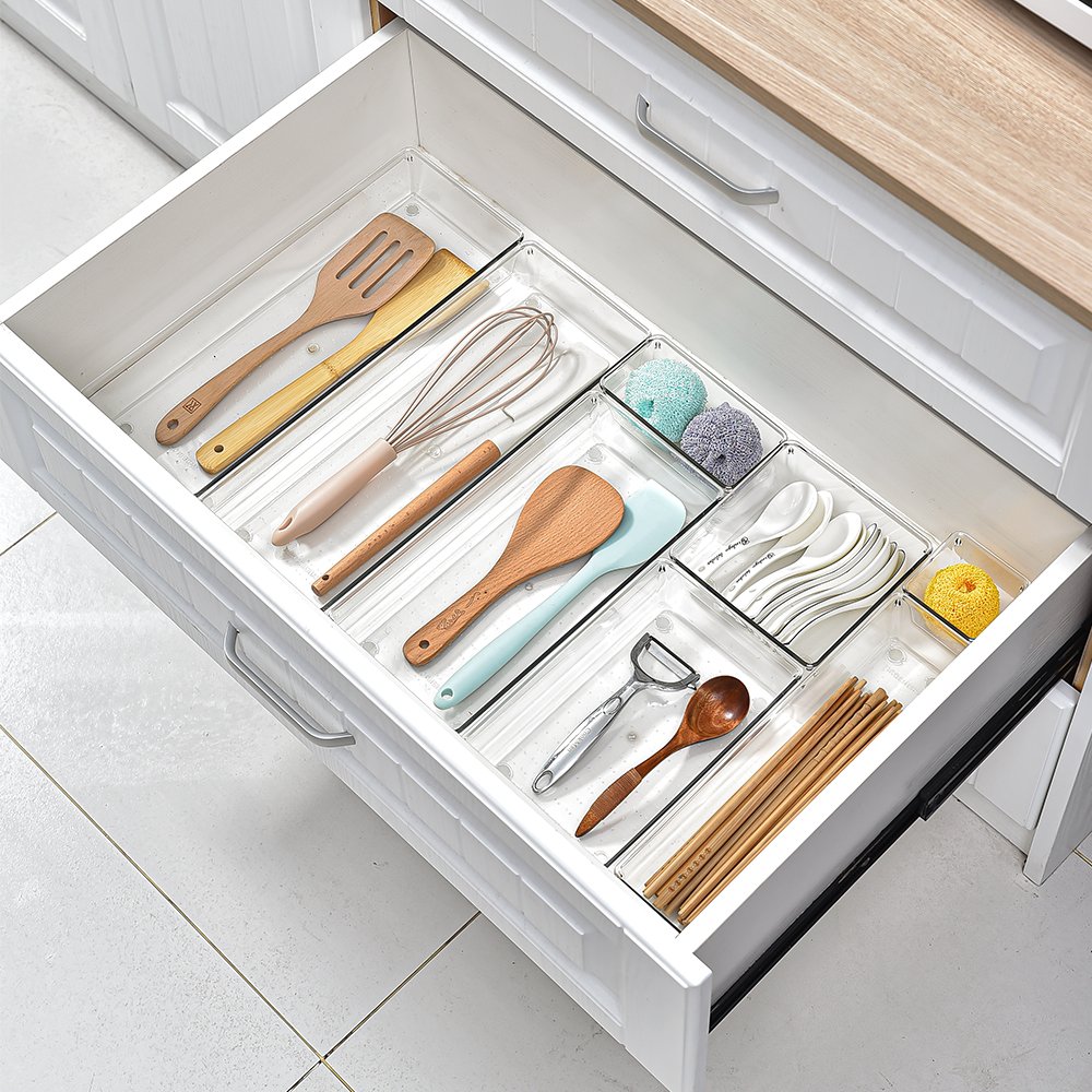 Clear Plastic Drawer Organizers Set Versatile Bathroom and Vanity Drawer Organizer Trays Storage Bins for Makeup