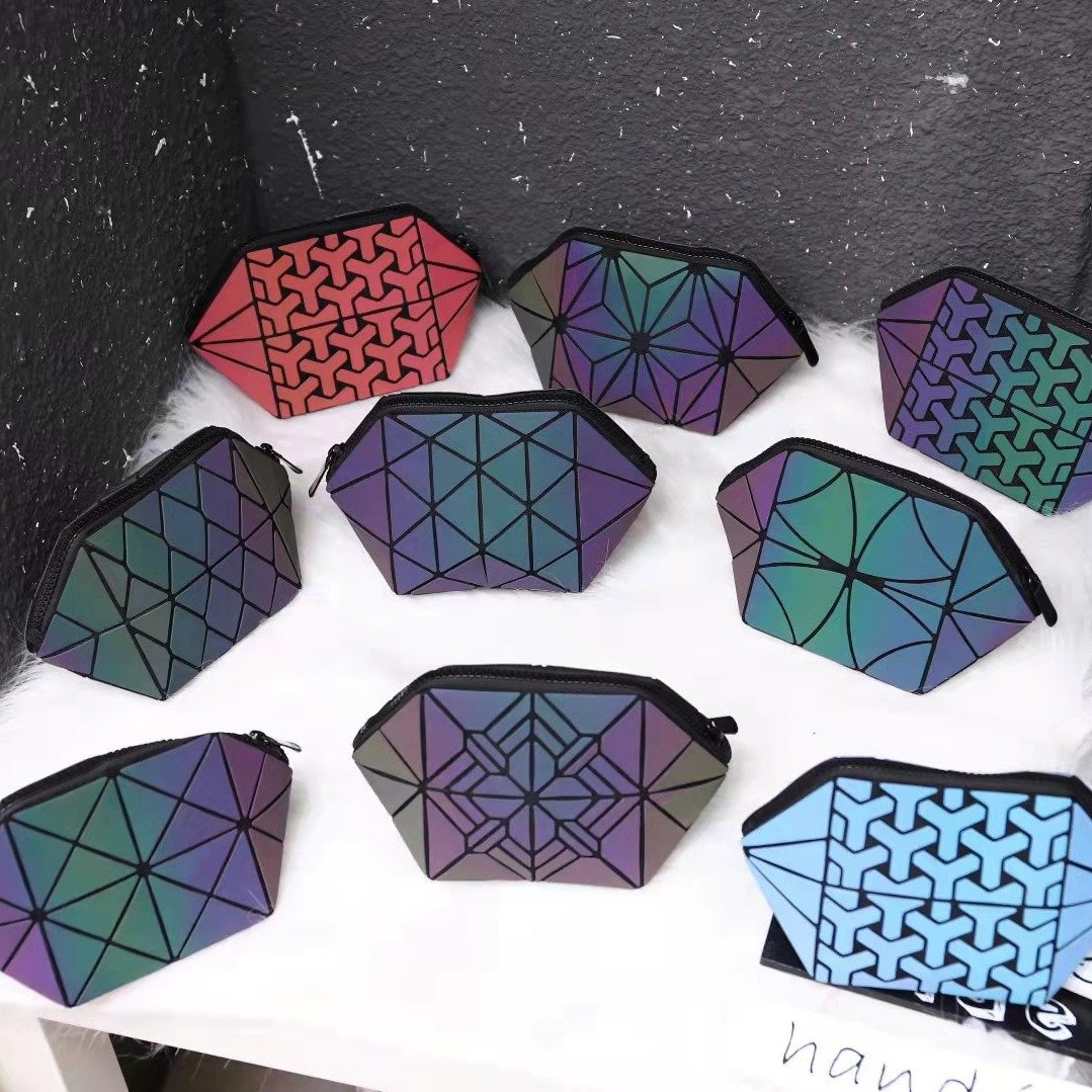 Geometric Cosmetic Bag wholesale custom luxury black travel small PU fabric mini cosmetic bags waterproof Geometric Cosmetic Bag