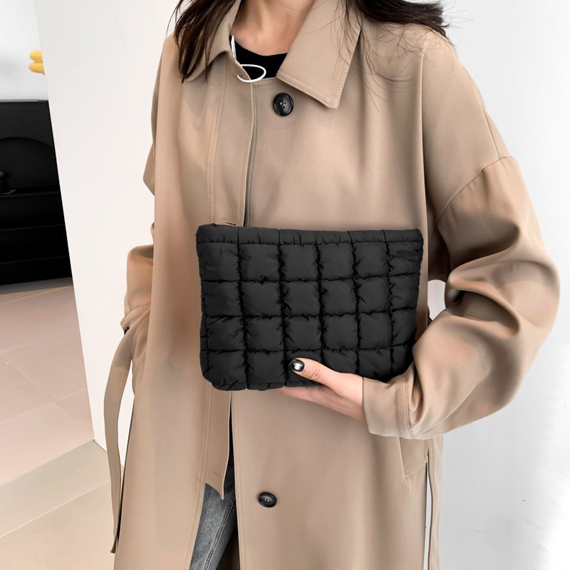 Puffy Quilted Makeup Bag Cotton Travel Cosmetic Bag Cute Puffer Toiletry Bag Portable Zipper Makeup Pouch