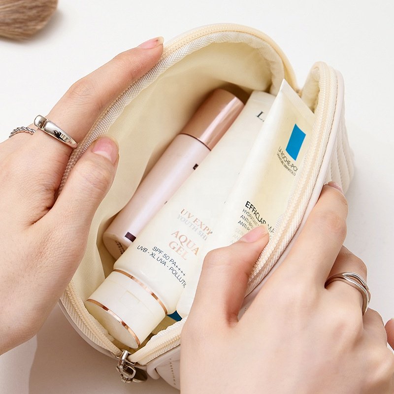 Multifunctional Semi-circular Hand Makeup Bag Large Capacity Travel Cosmetic Bag Pu Leather Makeup Bag