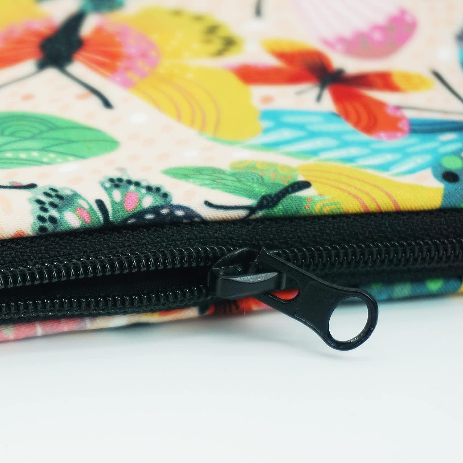 Butterfly Pattern Custom Portable Women Travel Storage Bag Floral Toiletries Print Organize Cosmetic Bag Female MakeUp Bag