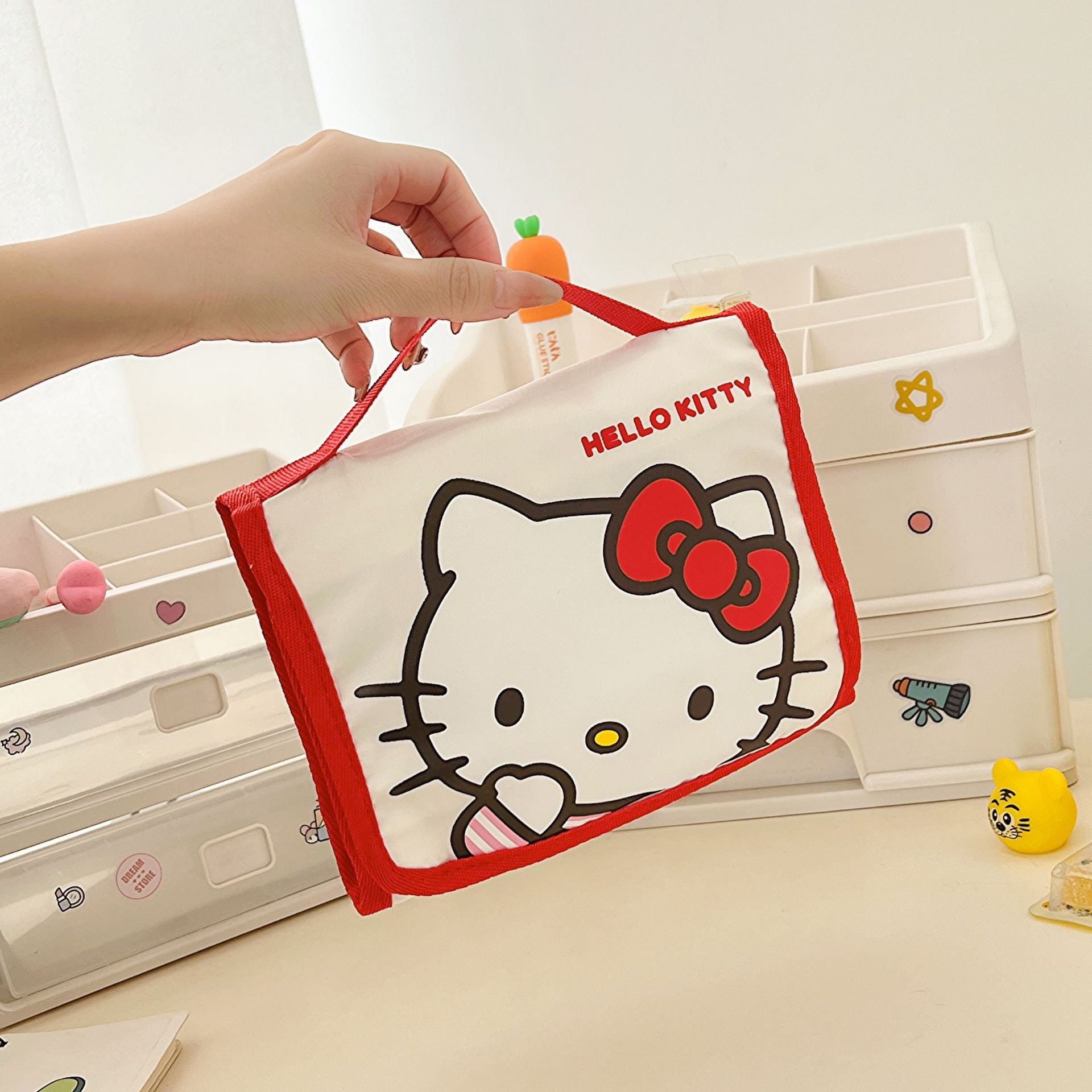 wholesale portable cute organize women girl foldable makeup bag kitty kuromi melody travel toiletry cosmetic bag pencil case