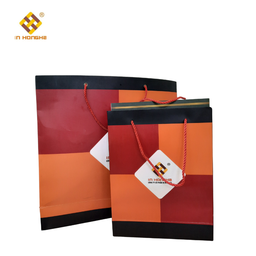 Spacious and Organized Retail Bags with Ample Room and Compartments for Convenient Shopping