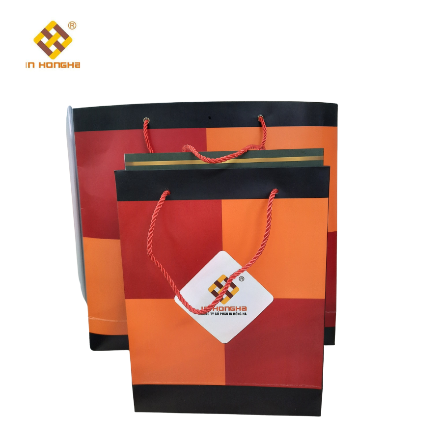 Spacious and Organized Retail Bags with Ample Room and Compartments for Convenient Shopping