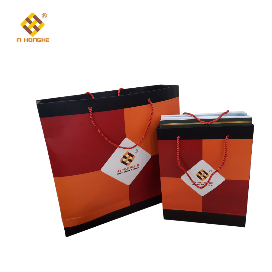 Spacious and Organized Retail Bags with Ample Room and Compartments for Convenient Shopping