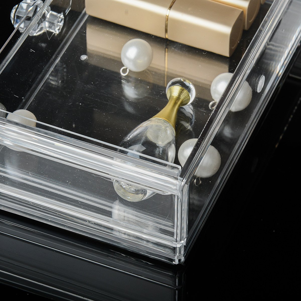 Wholesale High Quality Clear Acrylic Makeup Organizer Beauty Cosmetic Desktop Desk Storage With Brand New High Quality