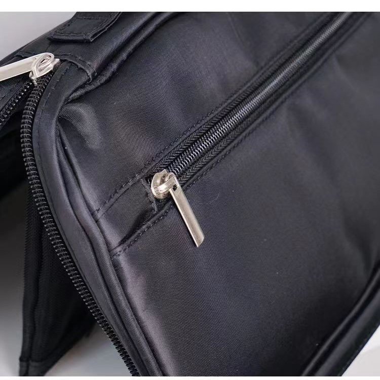 JH In stock customizable logo large capacity waterproof and wear-resistant makeup storage bag