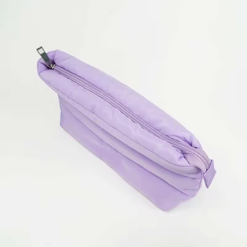 wholesales new style customized nylon quilting makeup bag custom logo puffy padded larger capacity cosmetic pouch bag for women