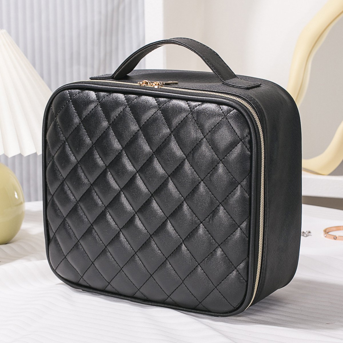 Hot Sell Makeup Bags For Women Cosmetic Bag Wholesale Personalized New Style Beauty Makeup Bag For Women