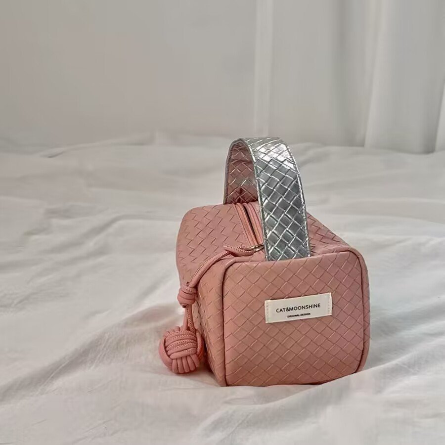 TLB-8R121 Silver powder color blocked woven pattern 2024 new model handheld and portable makeup storage Bag organizing bag