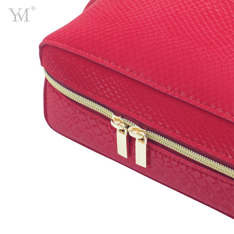 Wholesale PU luxury cosmetic makeup bag travel organ skincare pouch organizer