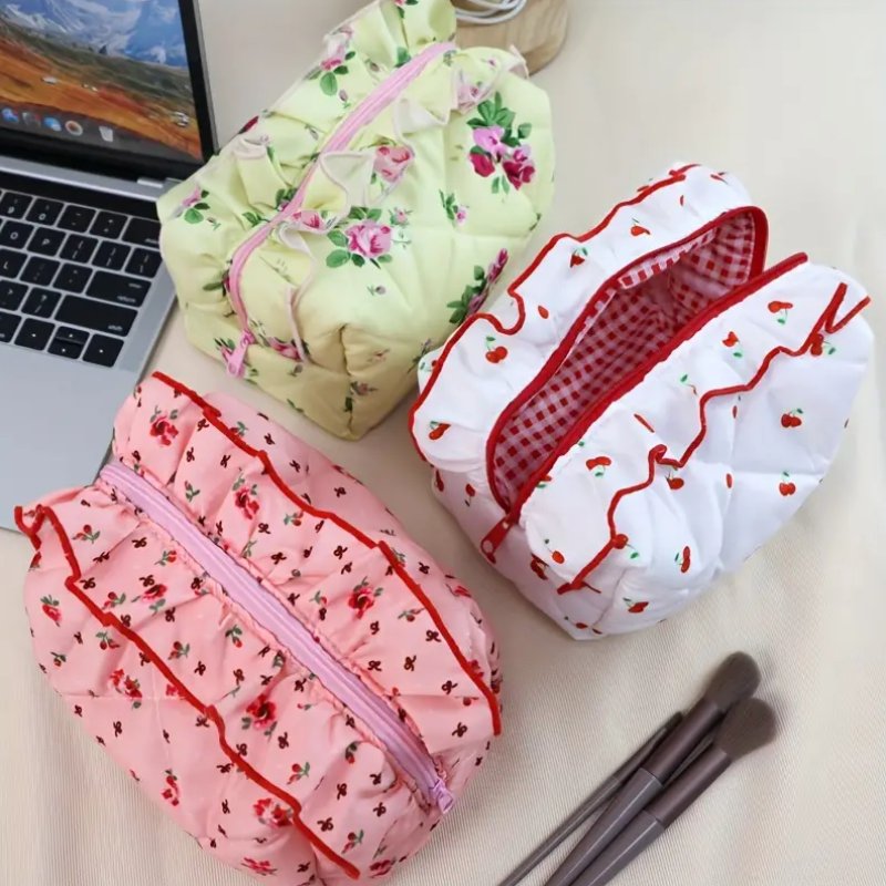 Wholesale Korean Quilted Cosmetic Makeup Bag for Women Toiletry Bag Handbags Floral Organizers Storage Pouch for Cosmetics