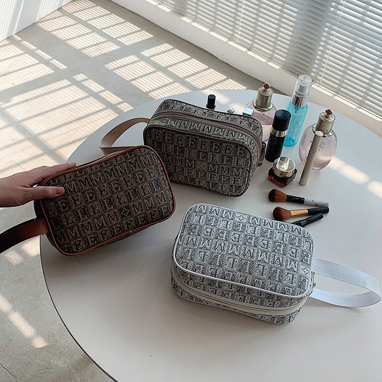 Waterproof Portable Leather Makeup Bag Cosmetic Organizer Ladies Travelling Packaging Mini Cosmetic Bags Cosmetic Bags & Cases