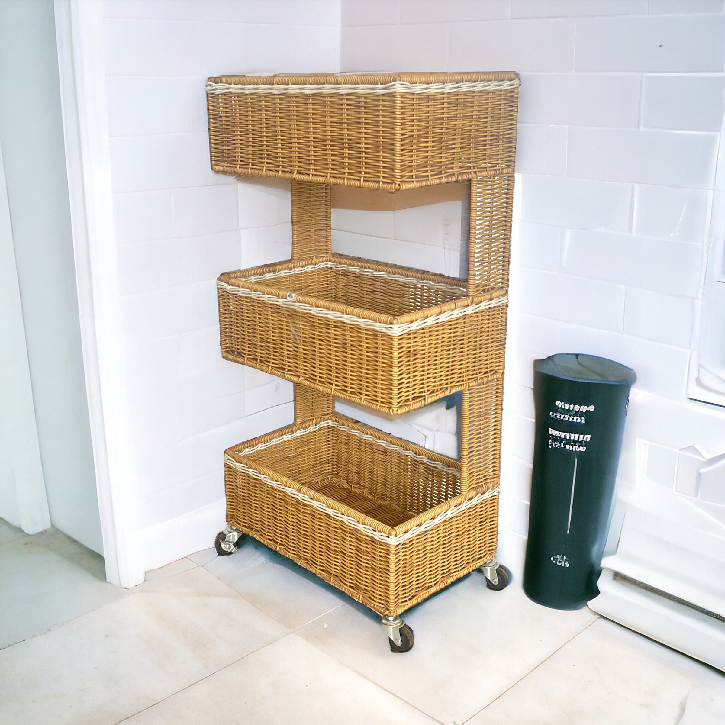 Set Collection Bathroom resin and A Elegant Large-sized Household Basket with Lid Featuring Sophisticated Color Viet Nam