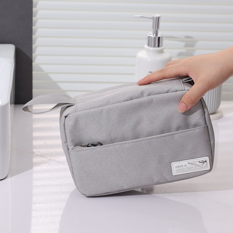Wholesales Fashion Quilted Polyester Cosmetic Bag Toiletry Bag Women Travel Makeup Bag