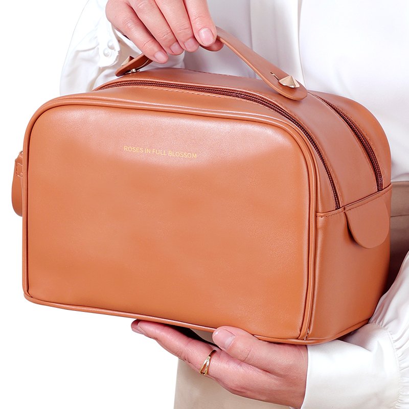 Hot Selling Newest Design Custom Makeup Bag PU Ladies Leather Cosmetic Bag Organizer cosmetic bag case
