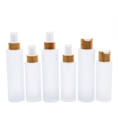 Made in China Bamboo Cover Glass Spray Bottle for Makeup Organizers
