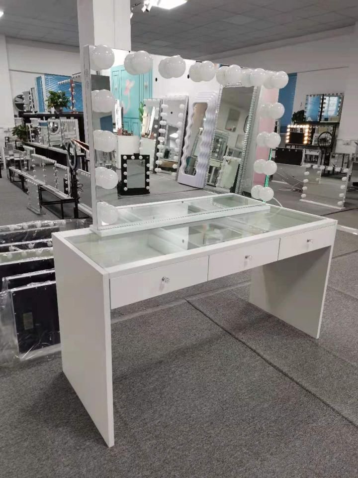 Custom 13 Drawers Dressing Table With Led Standing Floor Mirror Makeup Station