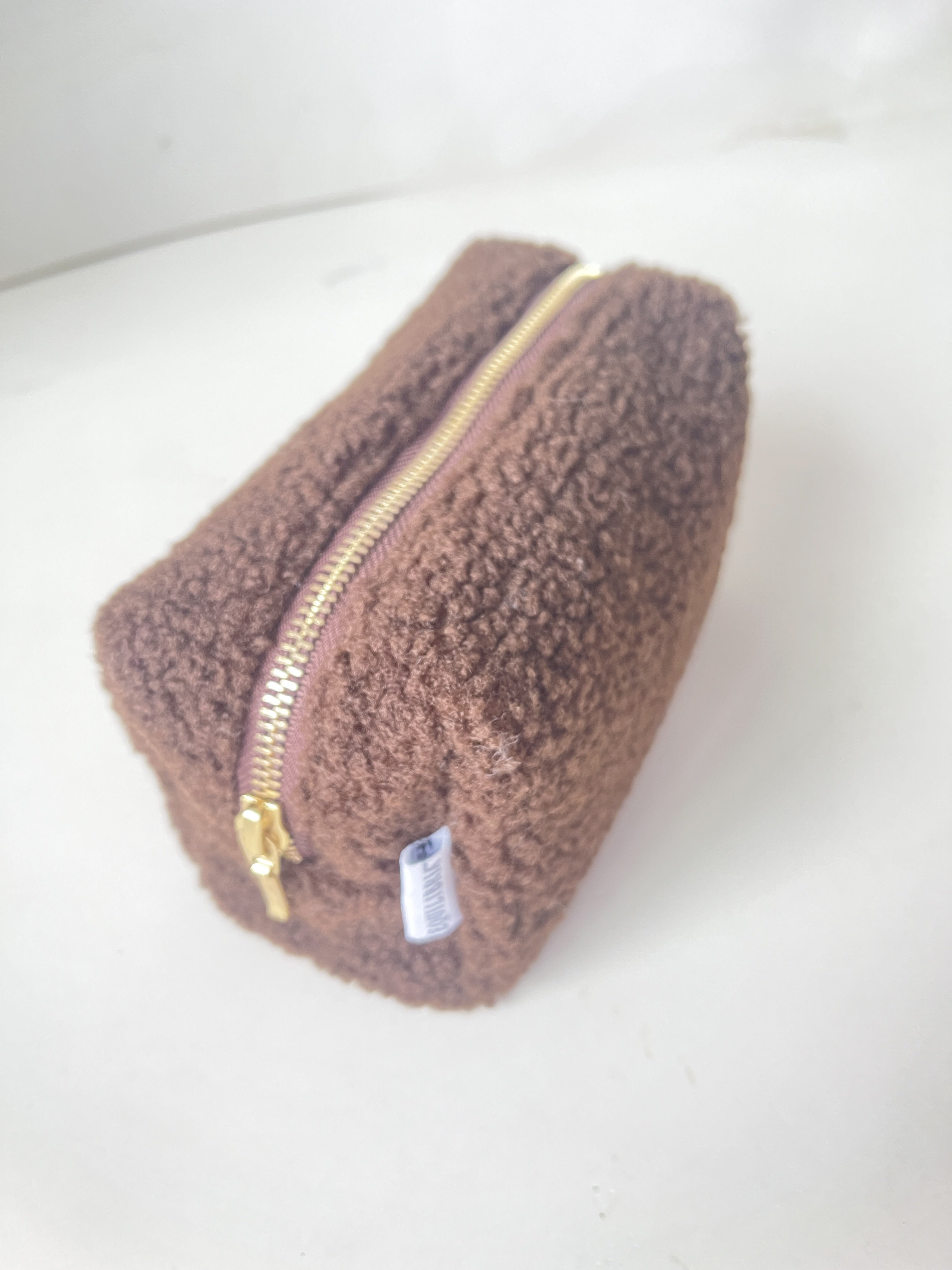Customized Factory portable Cute Metal zipper pouch wash bag plush cuddly bear brown toiletries organized cosmetic bag