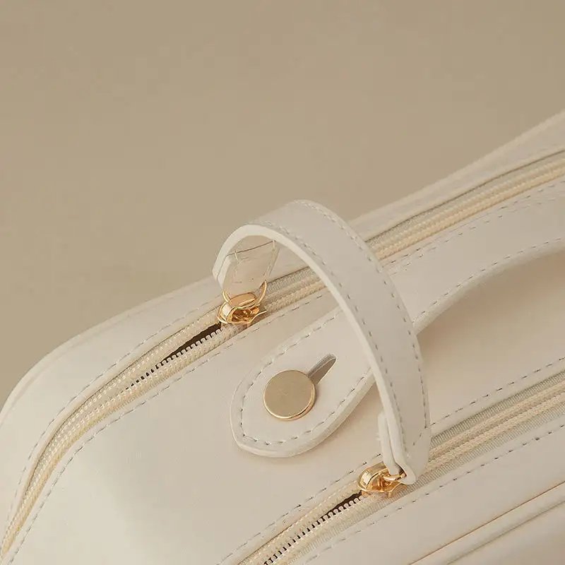High Quality Large Capacity Leather Custom Cosmetic Bag Luxury Leather Toiletry Bag Leather Portable Travel Makeup Bag