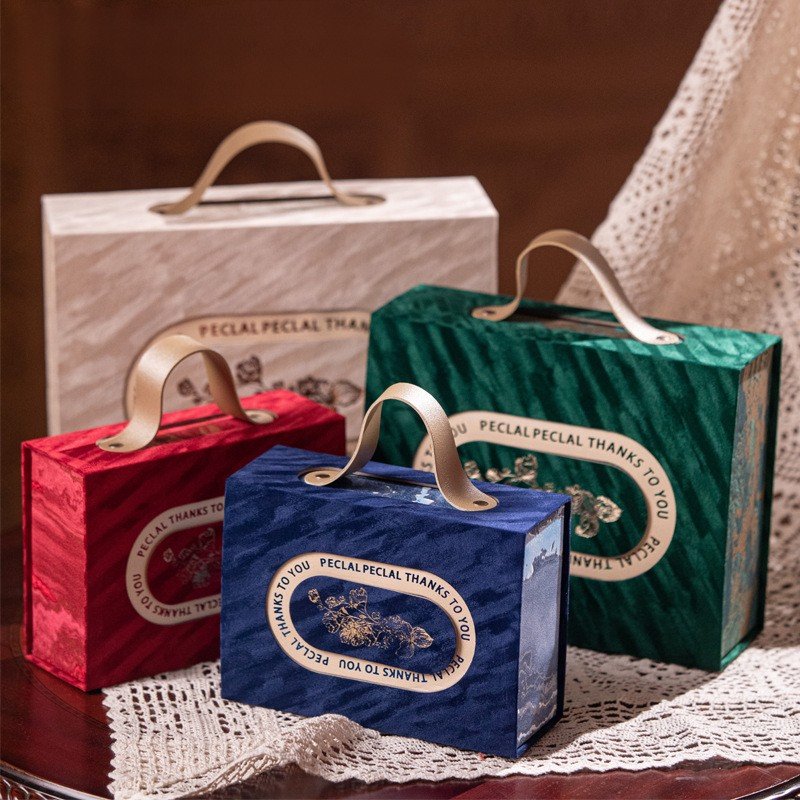 Luxury Gift Makeup Case Professional Cosmetic Packaging Boxes With Ribbon Square Personalized Gift Box