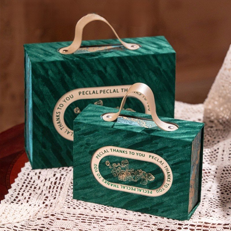 Luxury Gift Makeup Case Professional Cosmetic Packaging Boxes With Ribbon Square Personalized Gift Box