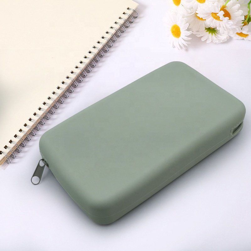 Stock ECO Friendly Small Cosmetic Makeup Bag Silicone Women Silicone Make up Zipper Travel Cosmetic Organizer