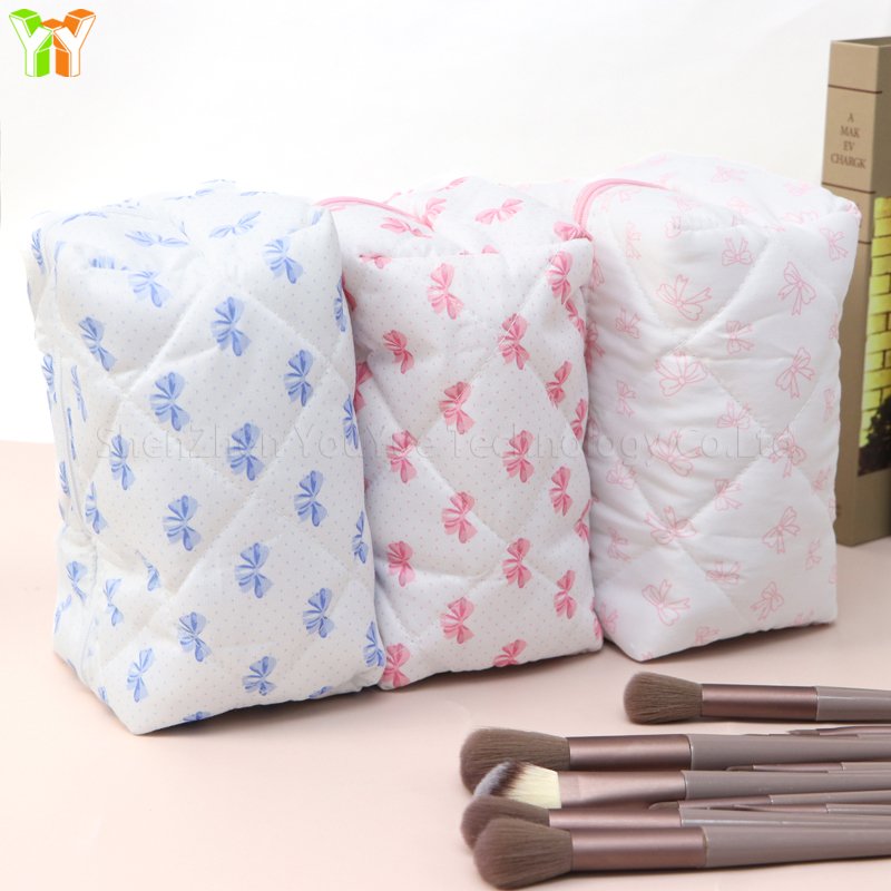 Ready Stocks Quilted Makeup Bag Pouch Gift Travel Toiletry Bag Chic Floral Cosmetic Bag