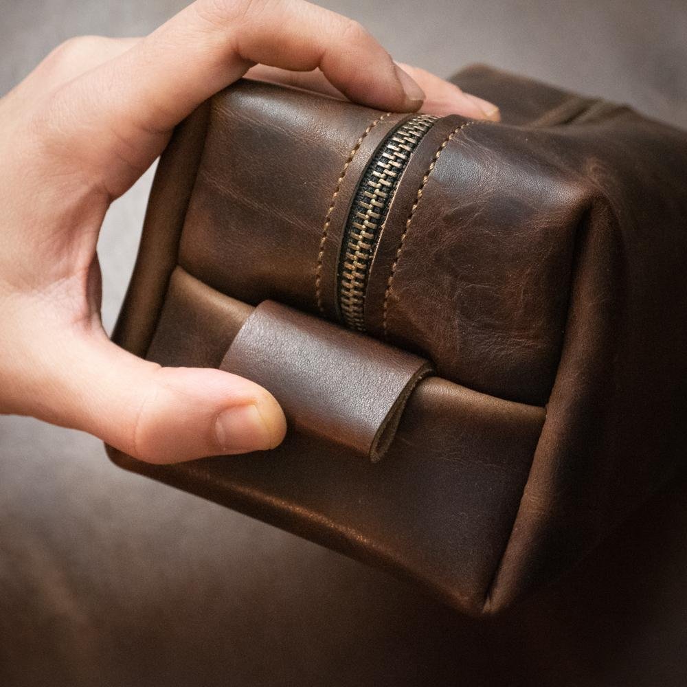 Hot Sale Dopp Kit Makeup Bag Custom Logo Toiletry Travel Cosmetic Bags For Men High Quality Leather Washable Bag