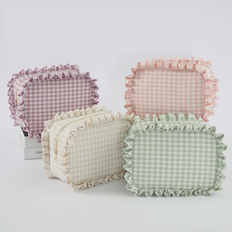 OEM ODM Customize Logo 4 Colors Sizes Zipper Soft Cotton Storage Gingham Cosmetic Organizers Portable Travel Ruffle Makeup Bag
