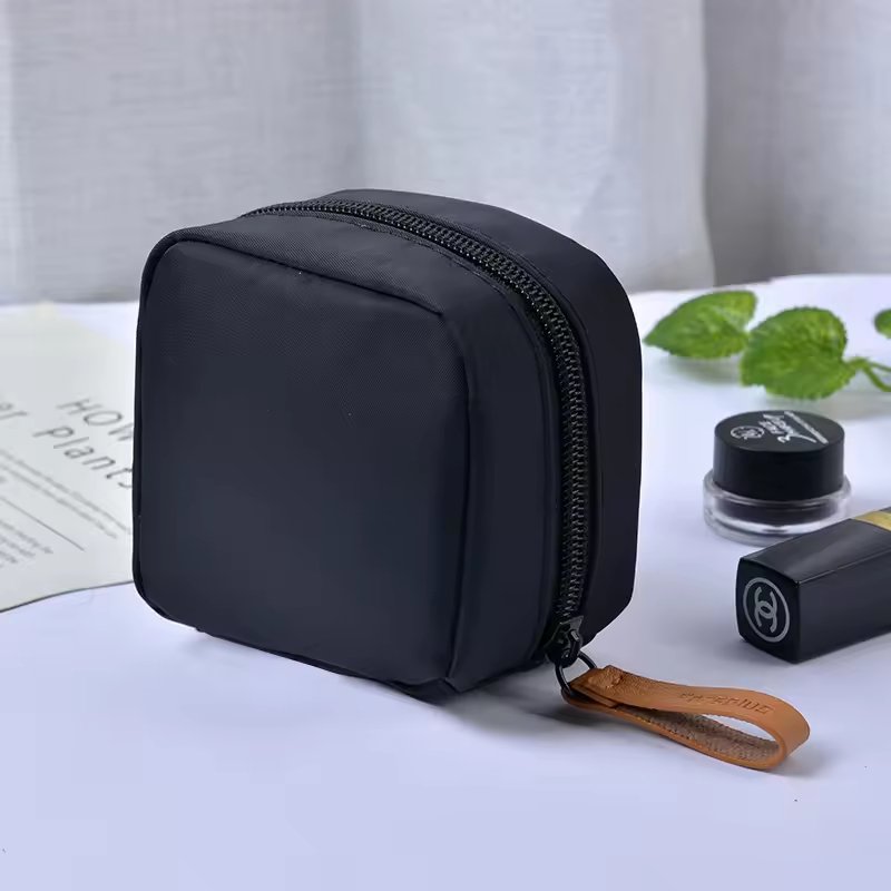 Wholesale Small Travel Women Nylon Zipper Makeup Bag Personalize Waterproof Toiletry Storage Pouch Cosmetic Bag
