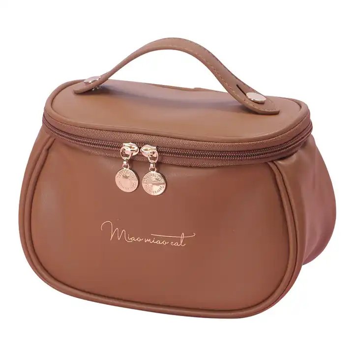 Custom Logo Large Capacity Leather Travel Cosmetic Bag Organizer Case Travel Toiletry Bag Cute Makeup Bag for Women Girls