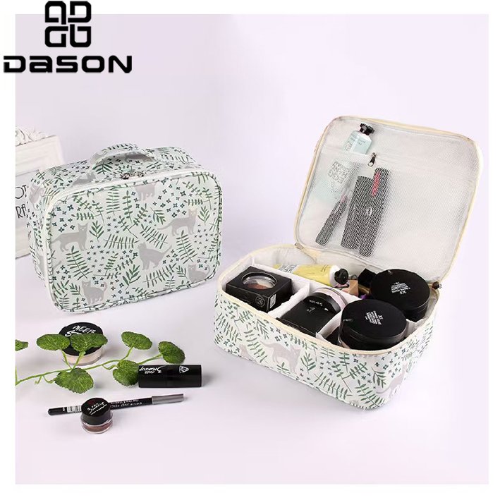 Portable Makeup Bag Travel Organizer, Large Capacity Travel Makeup Case Organizer, Train Case Makeup BagTraveling With Divider