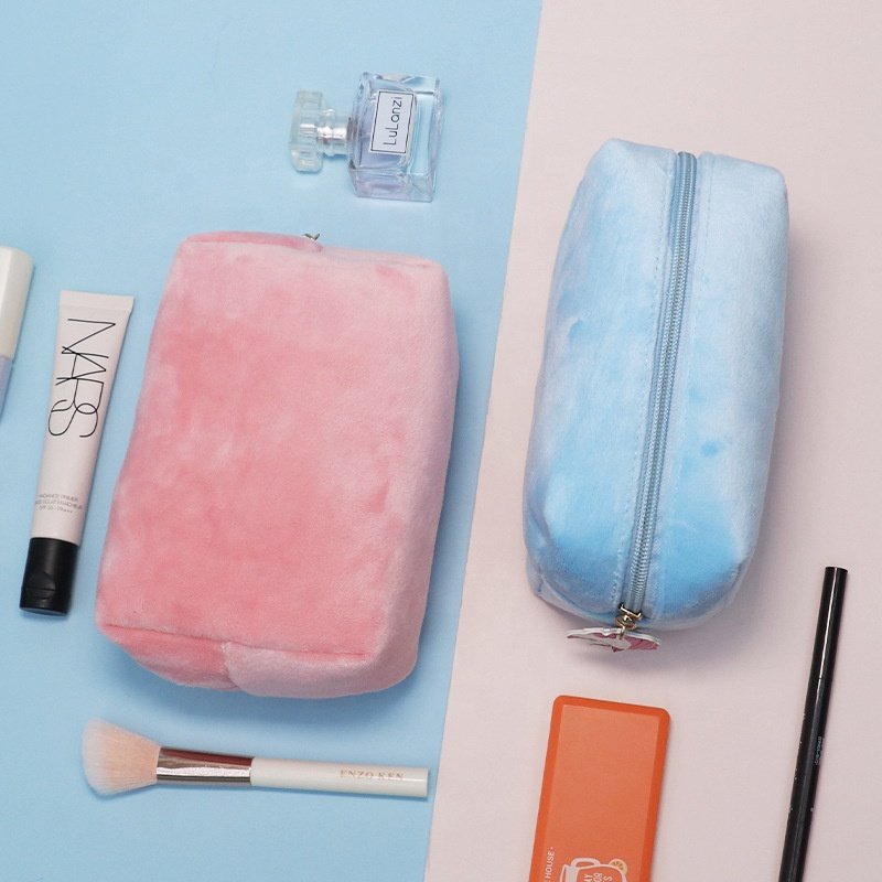High Quality Custom Logo Square Plush Makeup Bag With Personalized Zip Puller , Velvet Cosmetic Bag Small Travel Makeup Pouch*
