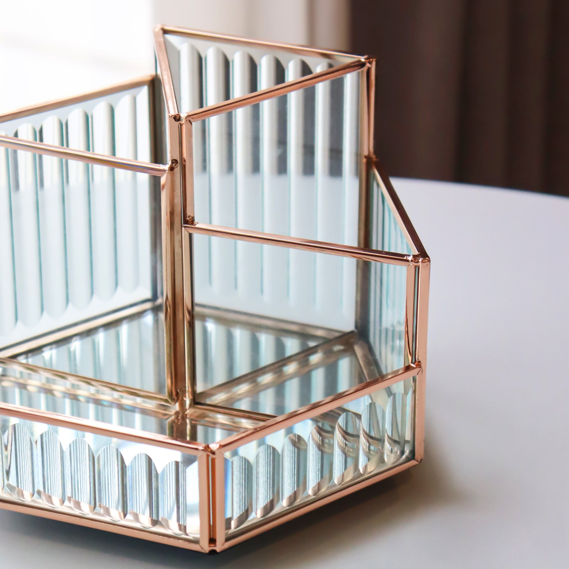 Hot Sale Vintage Golden Rotating Makeup Organizer Spinning Cosmetic Storage Box
