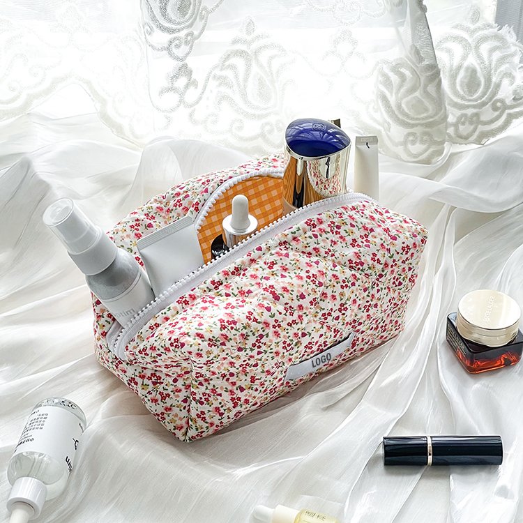 Eco Friendly Custom Floral Printed Cotton Quilted Padded Cosmetic Makeup Make Up Toiletry Travel Skincare Pouch Bag for Gift