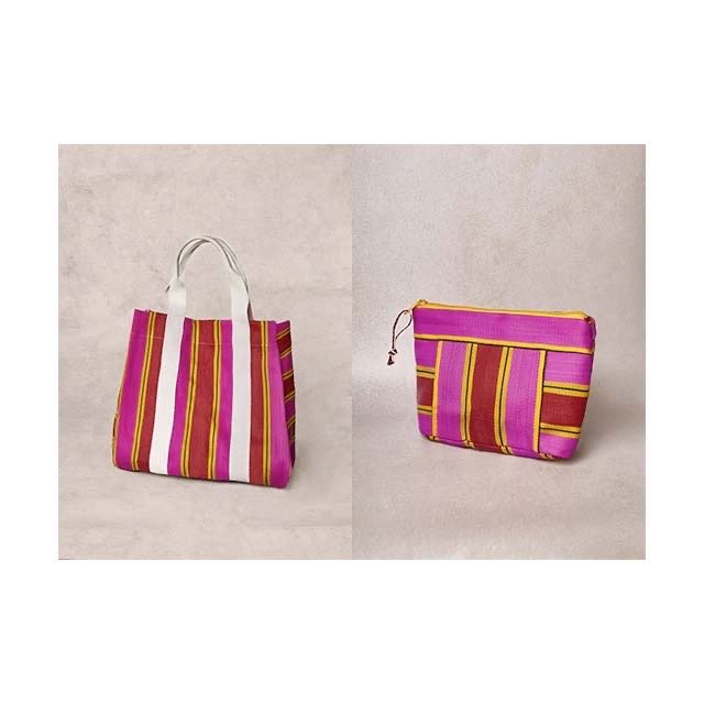 Premium Quality Striped Recycled Nylon Makeup Organiser Bag Customised Logo Zippered Top Fashion Cosmetic Case Bag