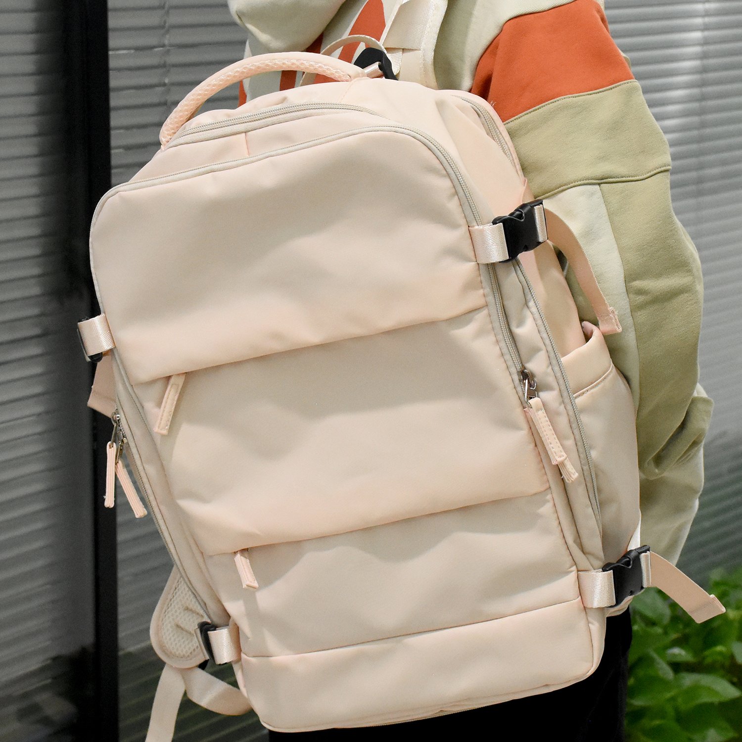 Multifunction New Design Travel Camping Waterproof Backpack Luggage Folding Hiking Travel Outdoor Casual Bag with USB