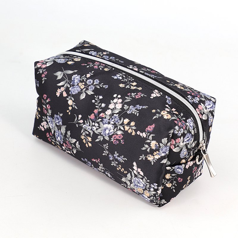 2024 custom Floral print design Zipper travel portable cosmetic Organize Black polyester makeup bag