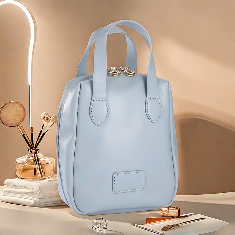 2024 PU Leather Cosmetic Makeup Organizer Unisex Portable Travel Tote Women's Girls' Zipper Fashion