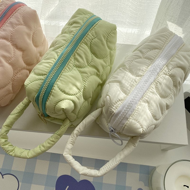 Custom Logo Soft Quilted Padded Top-handle Bag Cosmetic Case Polyester Makeup Bags Women Travel Toiletry Bag
